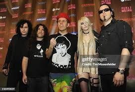 taylor momsen perez hilton picture